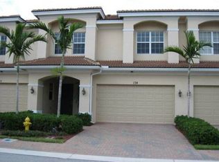 174 SW Walking Path, Stuart, FL 34997