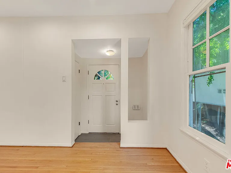 1655 Malcolm Ave #1/2 — Photo 29