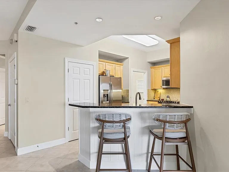 8541 Amberjack Cir #203 — Photo 11