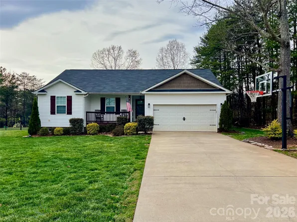 4125 Reel Dr, Maiden, NC 28650