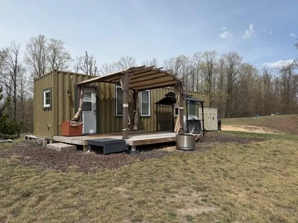 1722 McGregor Rd, Vanderbilt, MI 49795
