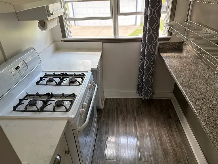 27843 Park Ct — Photo 11