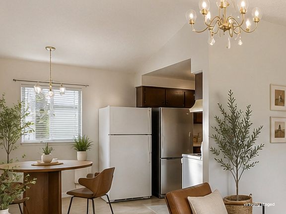 5th image of 3731 NE 82nd Ave