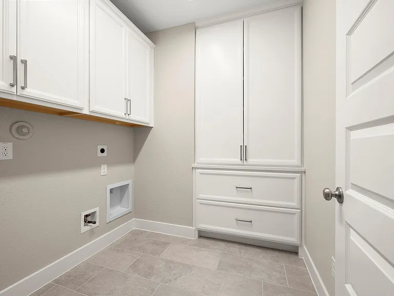 311 Pilazzo St — Photo 24