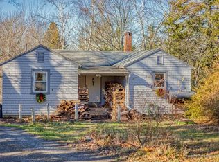 487 Hendricks Hill Rd, Southport, ME 04576