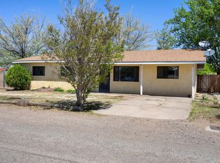1617 Bowe Ln SW, Albuquerque, NM 87105