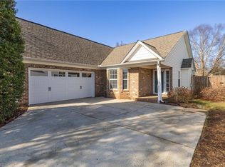 3765 Field Sedge Dr, Winston Salem, NC 27107