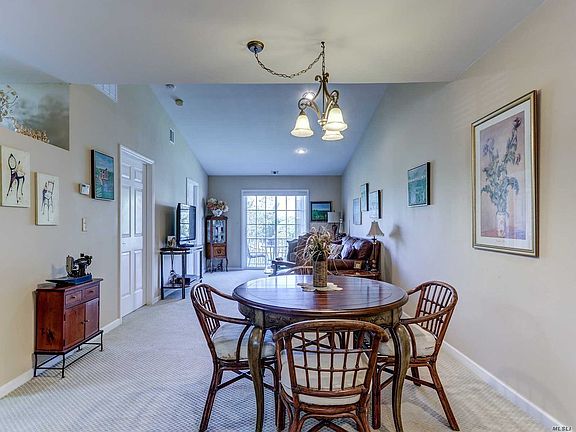 4th image of 816 Portofino Pl