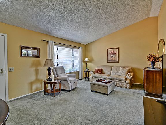 4th image of 14207 W Desert Glen Dr