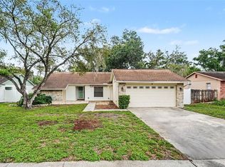 17703 Cranbrook Dr, Lutz, FL 33549