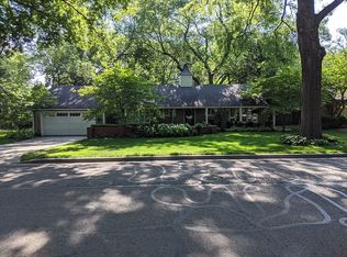 5927 Lockton Ln, Fairway, KS 66205