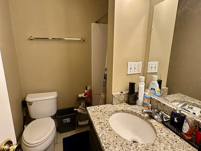 76 Egmont St #1 — Photo 4