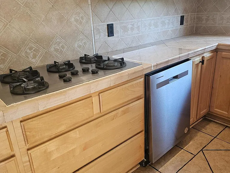 10003 Tujunga Canyon Blvd — Photo 8