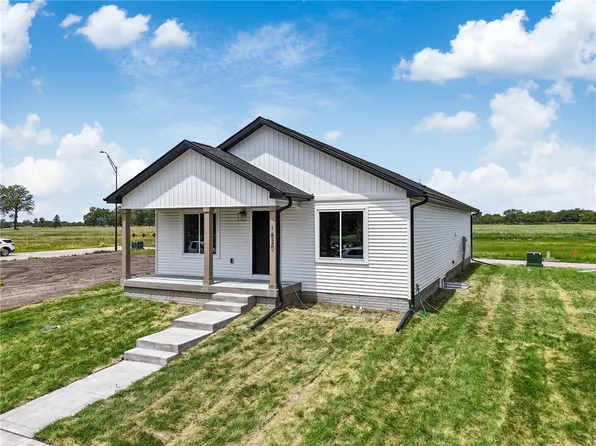 1620 Justice Way, Knoxville, IA 50138