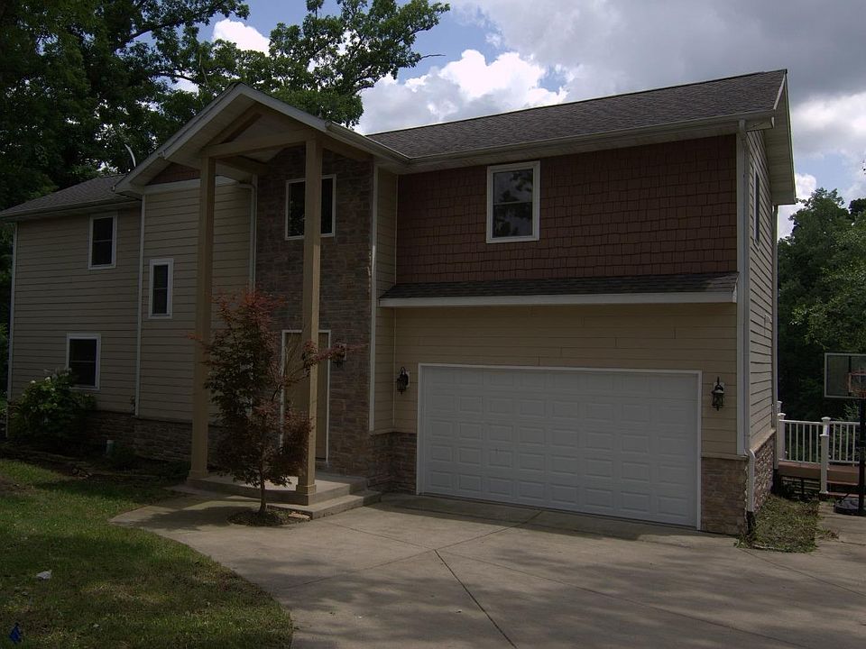 1st image of 407 Long Lake Ln