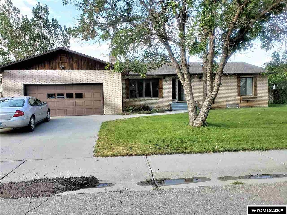 1st image of 332 Williams Way