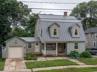 842 Maple St, Manchester, NH 03104