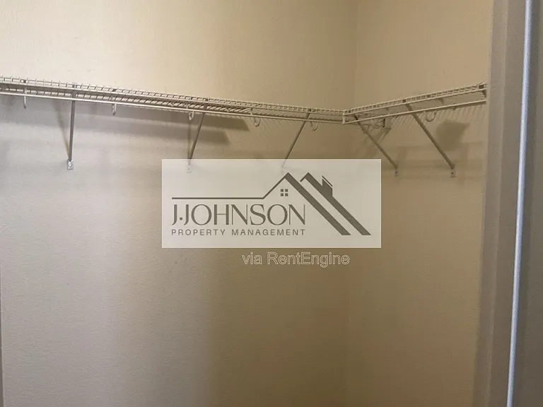 4343 Middlefield Dr — Photo 10