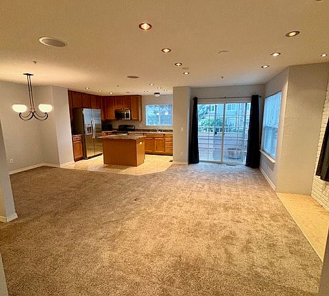 4th image of 23515 E Platte Dr Unit C