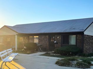 Country Place Dwight Apartments - 62+, Dwight, IL 60420