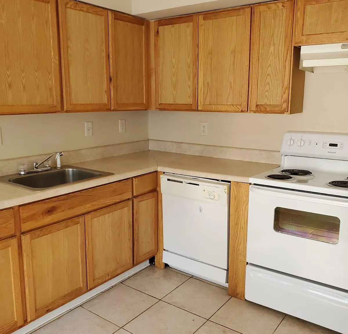 3796 Hopkins Rd — Photo 2