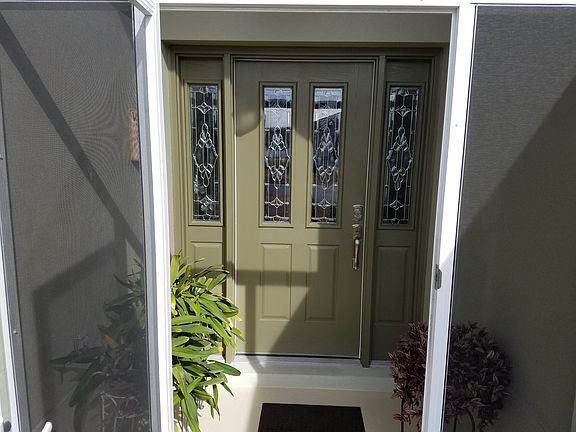 screened in entry