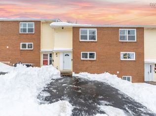 87 Chameau Cres, Cole Harbour, NS B2W 5G5