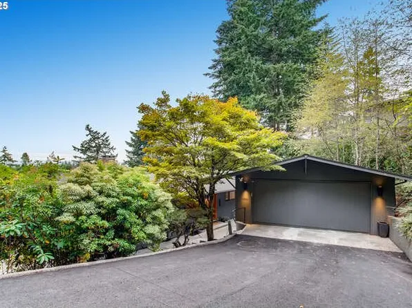 5215 SW 18th Dr, Portland, OR 97239