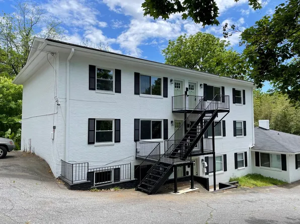 1121 West End Blvd, 1121 W End Blvd APT 3, Winston Salem, NC 27101