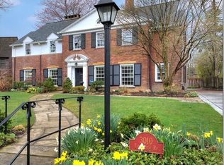 3010 Torrington Rd, Shaker Heights, OH 44122