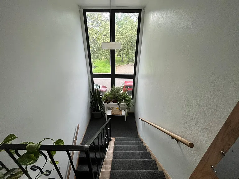658 Greenbrier St — Photo 10