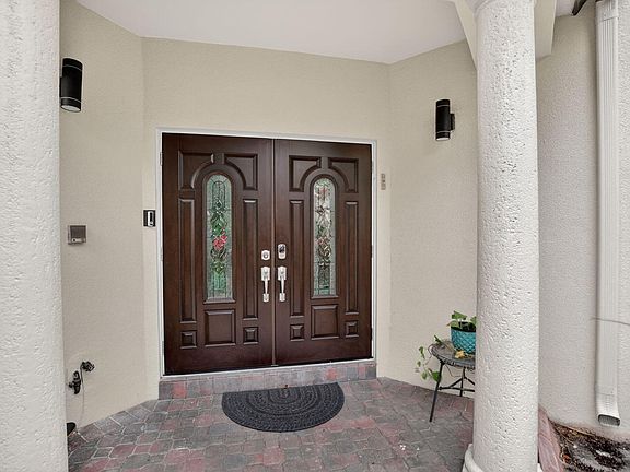 4th image of 23260 Mirabella Circle N