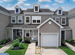 615 London Ct #615, Egg Harbor Township, NJ 08234