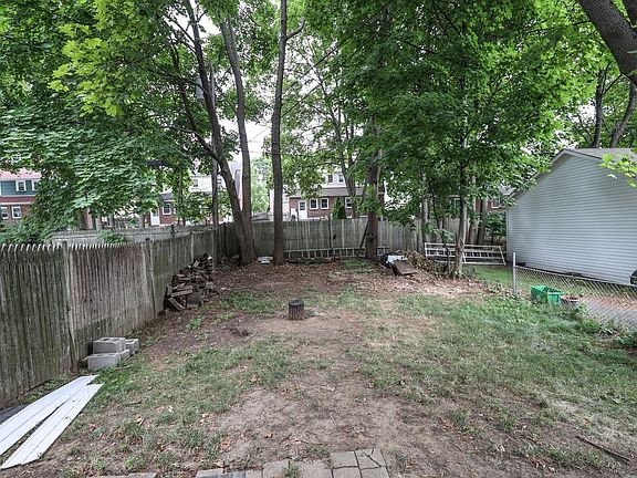 4th image of 127-129 Concord Way