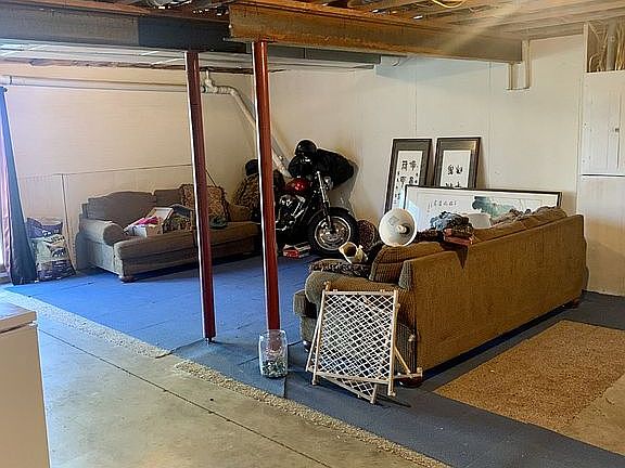 3/4 basement living area.