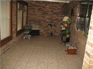 5th image of 248 Eastwood Dr