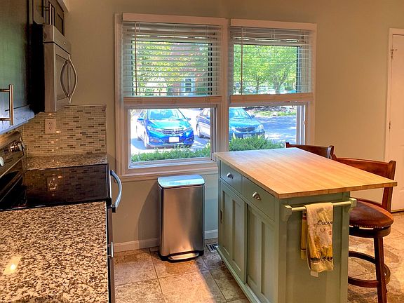 4th image of 9154 Dominion Cir
