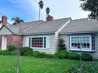 4950 Hayvenhurst Ave, Encino, CA 91436