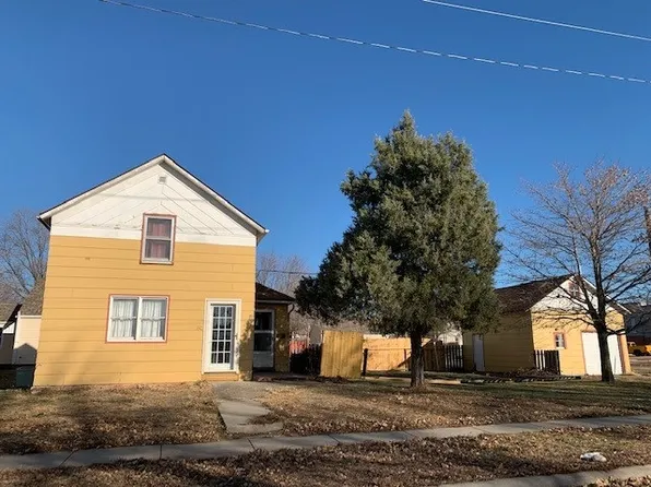 330 Washington St, Scotland, SD 57059