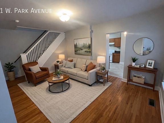 2nd image of 61 W Park Ave