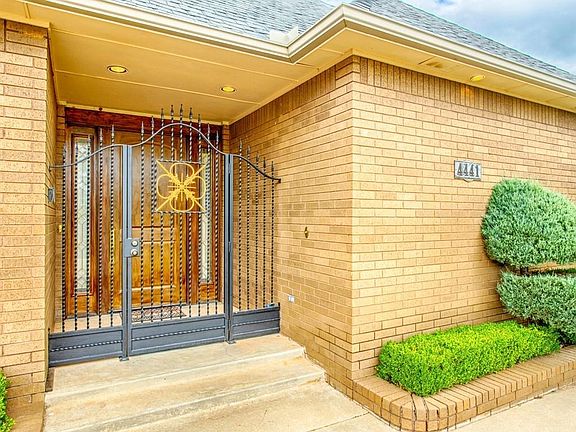 2nd image of 4441 Tamarisk Dr