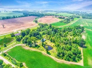 9385 Sharp Rd, Clifford, MI 48727