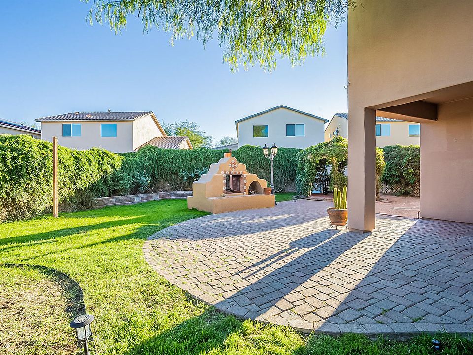 1st image of 168 E Calle Del Rondador