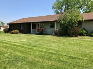 1215 Two Rod Rd, Alden, NY 14004