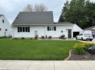 1050 Front St, Garner, IA 50438