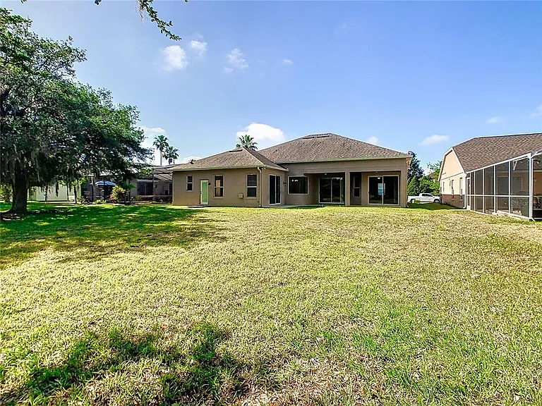 4925 Brightmour Cir — Photo 54