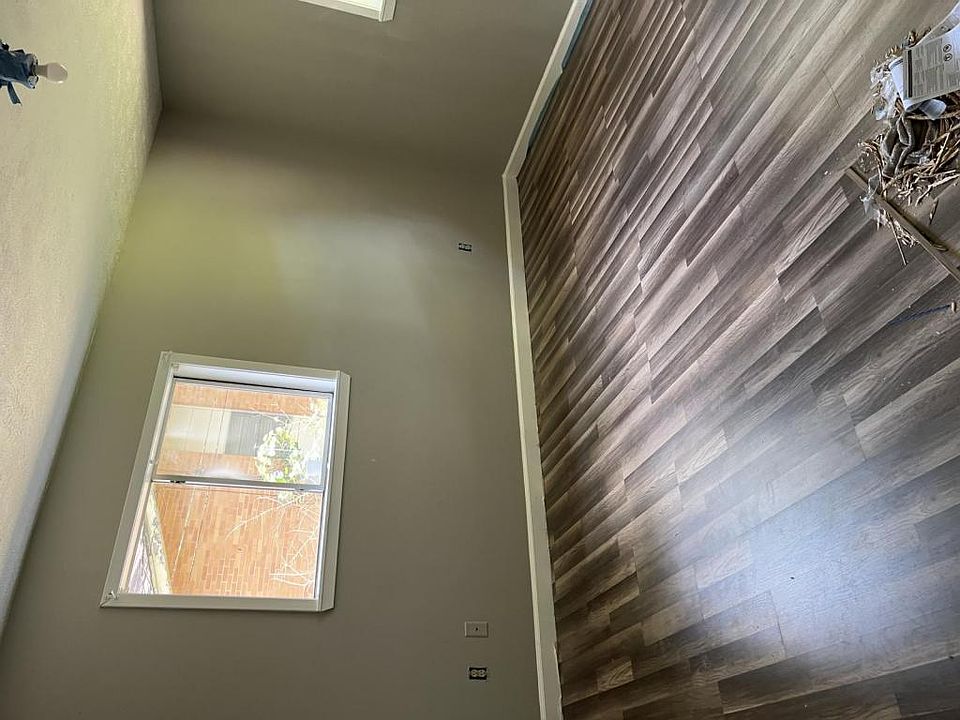 1st image of 3266 Sykes Park Dr
