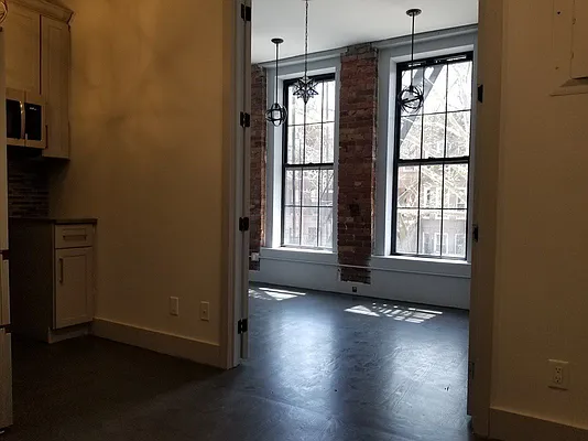 Rented by Dorit Avidar, LREB | media 11