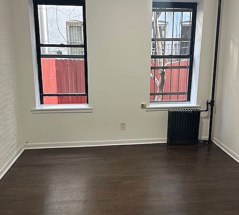 5th image of 336 E 5th St APT 1RE