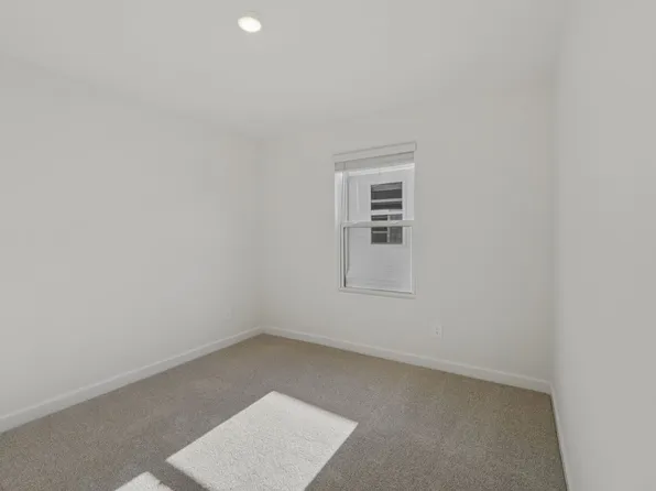 Vienna Plan, Avalon Place - Classic Series